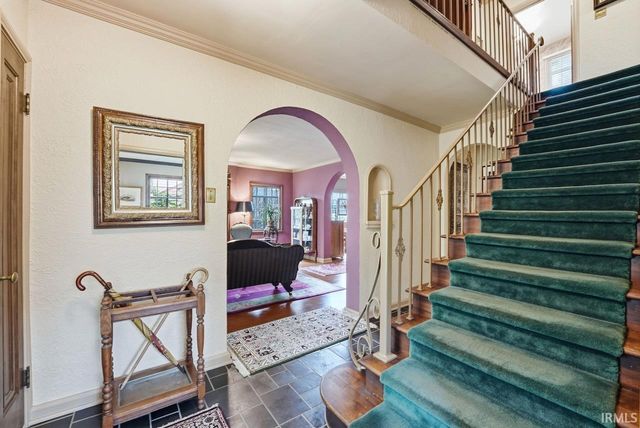 2245 W Warwick Road, Muncie, IN 47304