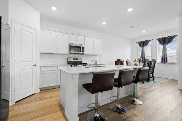 1713 Lake Grove Drive, Little Elm, TX 75068
