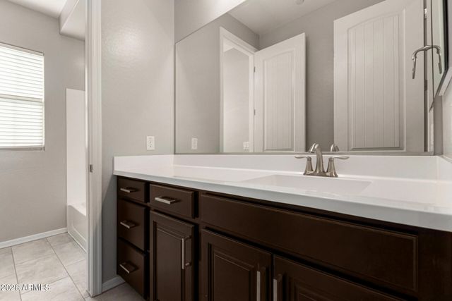 1861 S FOLLETT Way, Gilbert, AZ 85295