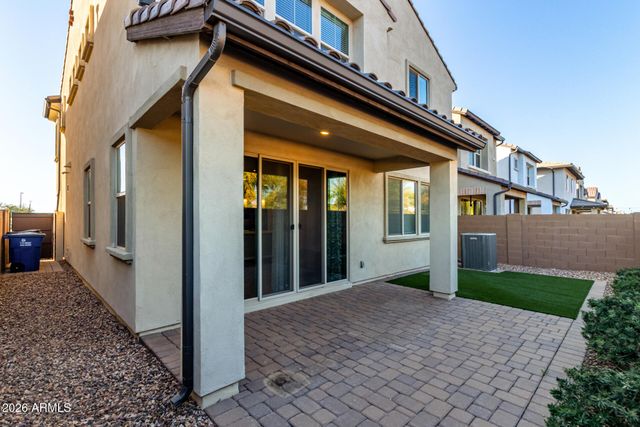 1861 S FOLLETT Way, Gilbert, AZ 85295