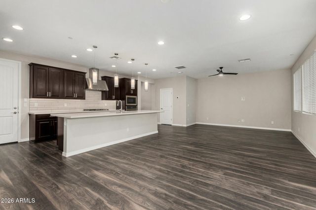 1861 S FOLLETT Way, Gilbert, AZ 85295