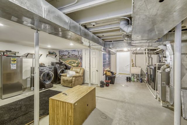 245 Whitehall Avenue, Northlake, IL 60164