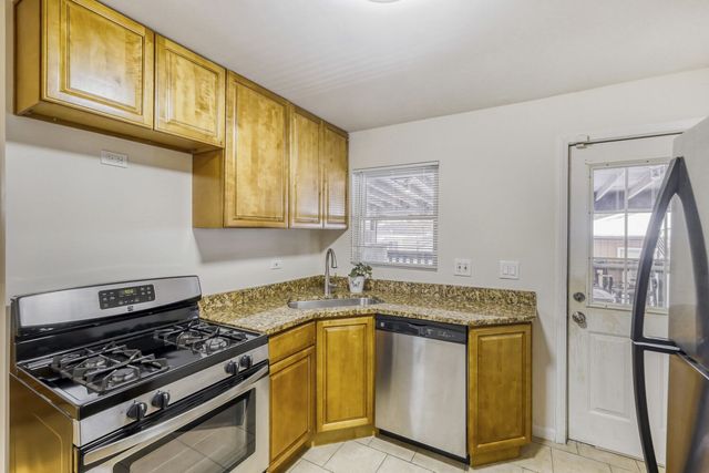 245 Whitehall Avenue, Northlake, IL 60164