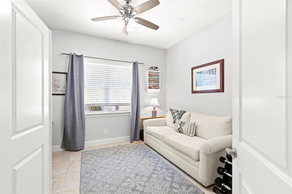 Image 23 of property listing at 5918 ANCHORAGE WAY S, St Petersburg, FL 33712