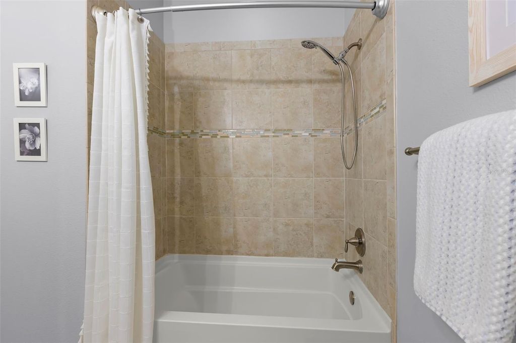 Image 35 of property listing at 5918 ANCHORAGE WAY S, St Petersburg, FL 33712