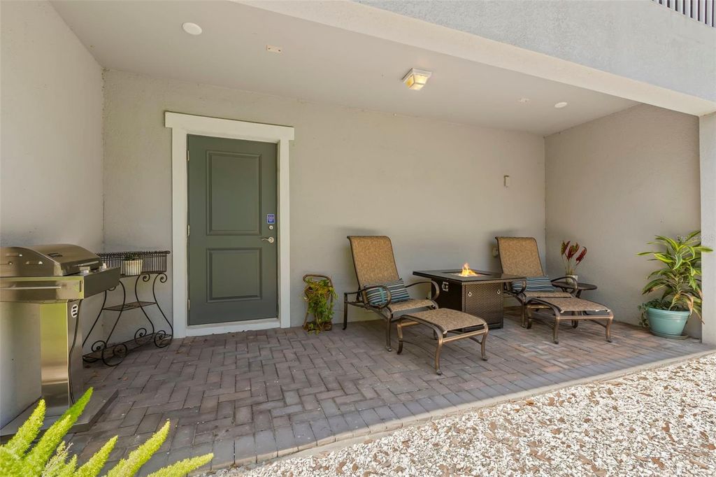 Image 40 of property listing at 5918 ANCHORAGE WAY S, St Petersburg, FL 33712