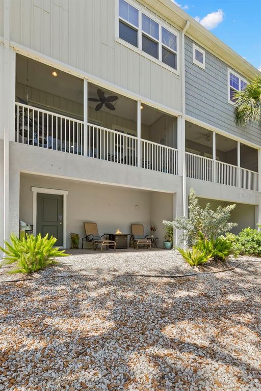 Image 41 of property listing at 5918 ANCHORAGE WAY S, St Petersburg, FL 33712