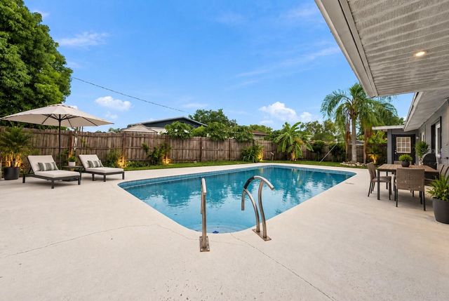 6525 VOLTAIRE DRIVE, Orlando, FL 32809