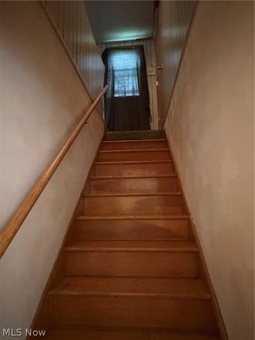 1546 Meadowbrook, Youngstown, OH 44514
