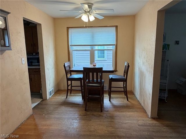 1546 Meadowbrook, Youngstown, OH 44514