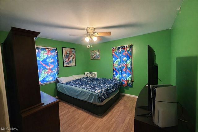 1546 Meadowbrook, Youngstown, OH 44514