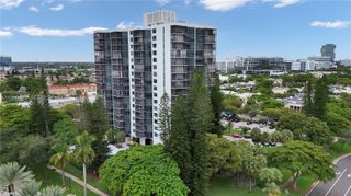 20100 W Country Club Dr 405, Aventura, FL 33180