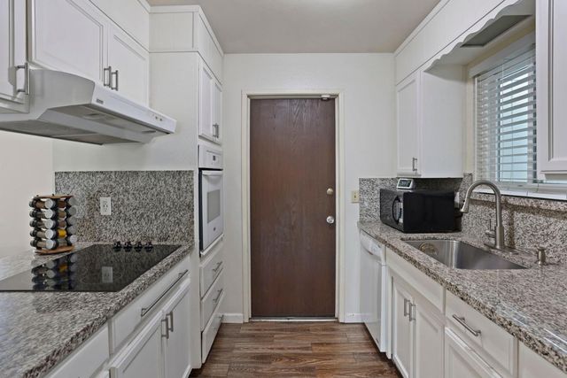 8120 Independence Ave, Stockton, CA 95209