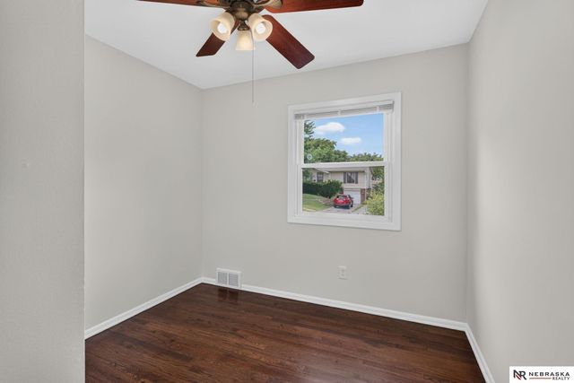 3209 S 90th Avenue, Omaha, NE 68124