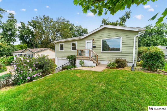 3209 S 90th Avenue, Omaha, NE 68124