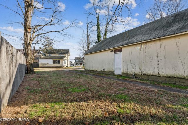 909 Arnold Avenue, Point Pleasant, NJ 08742