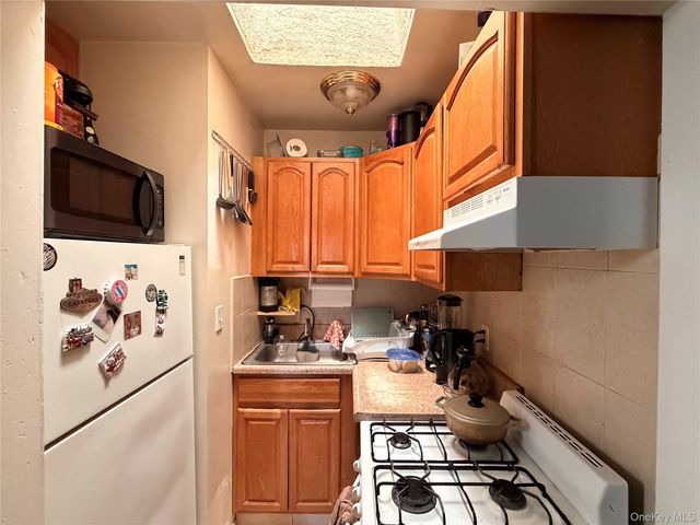 3255 82nd Street, Jackson Heights, NY 11370