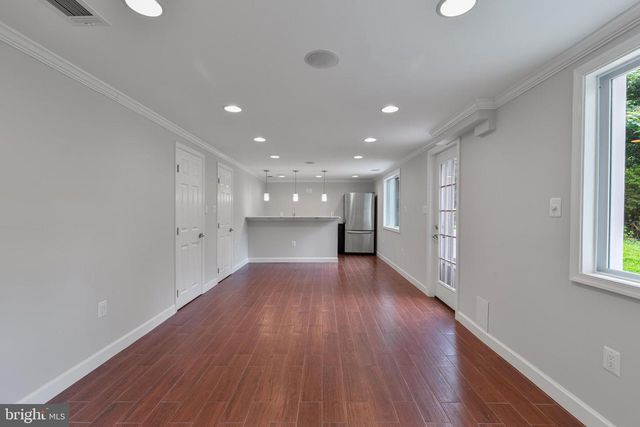 3911 EGAN DR, Fairfax, VA 22030