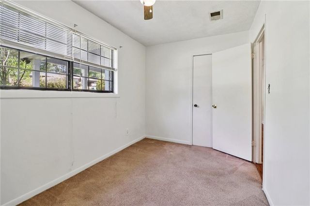 2344 Chestnut Log Place, Lithia Springs, GA 30122