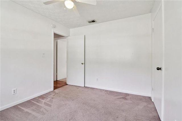 2344 Chestnut Log Place, Lithia Springs, GA 30122