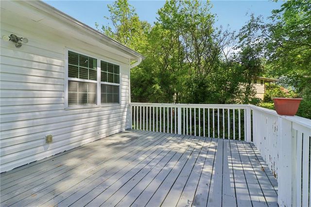 2344 Chestnut Log Place, Lithia Springs, GA 30122