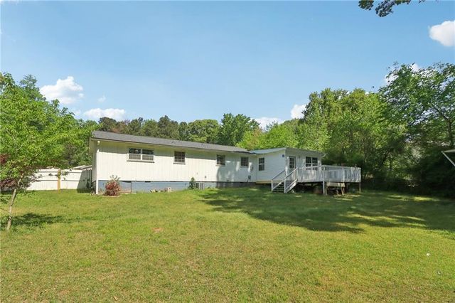 2344 Chestnut Log Place, Lithia Springs, GA 30122