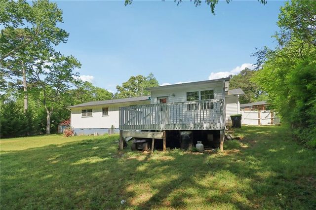2344 Chestnut Log Place, Lithia Springs, GA 30122