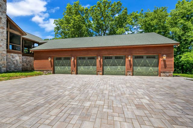 4059 Jimmy Gray Robinson Rd, Williamsport, TN 38487