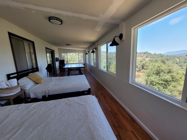 50689 Critter Creek Lane, Oakhurst, CA 93644