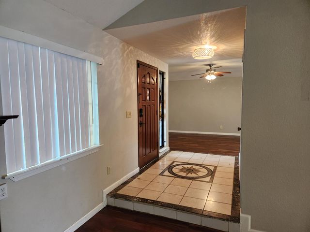 50689 Critter Creek Lane, Oakhurst, CA 93644