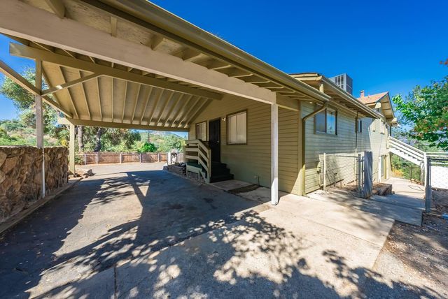 50689 Critter Creek Lane, Oakhurst, CA 93644