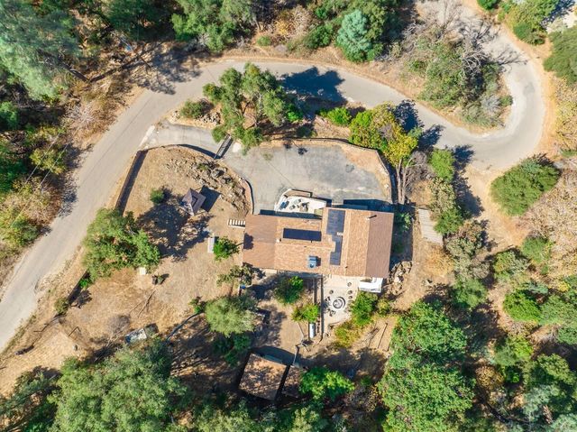 50689 Critter Creek Lane, Oakhurst, CA 93644