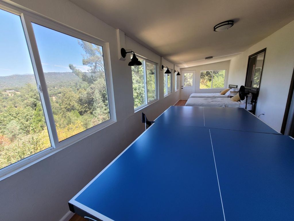 Image 13 of property listing at 50689 Critter Creek Lane, Oakhurst, CA 93644