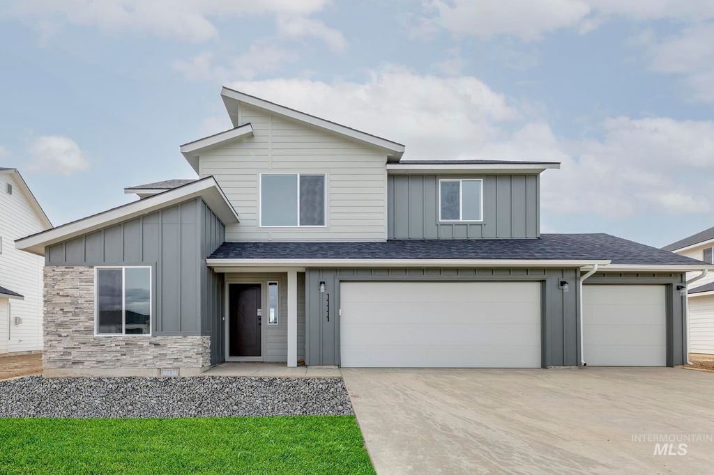 707 W Striped Owl St, Kuna, ID 83634