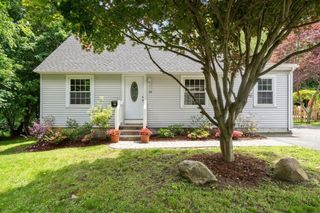 62 Bacon Street, Natick, MA 01760