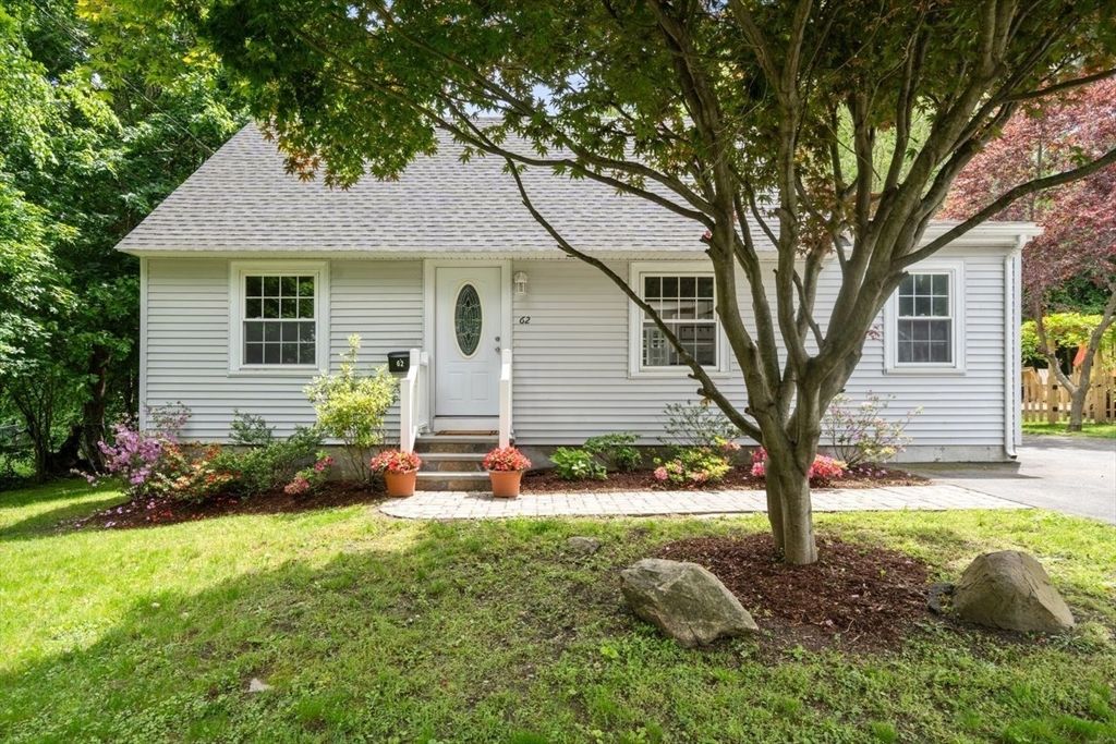 62 Bacon Street, Natick, MA 01760