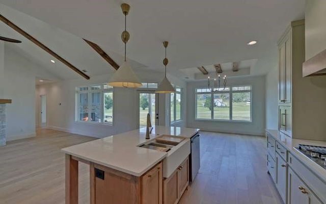 317 Bell Creek Cove Road, Hiawassee, GA 30546