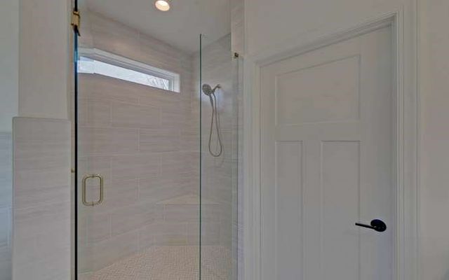 317 Bell Creek Cove Road, Hiawassee, GA 30546