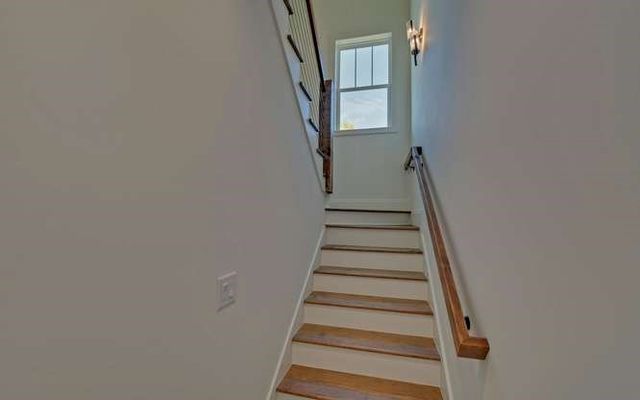 317 Bell Creek Cove Road, Hiawassee, GA 30546
