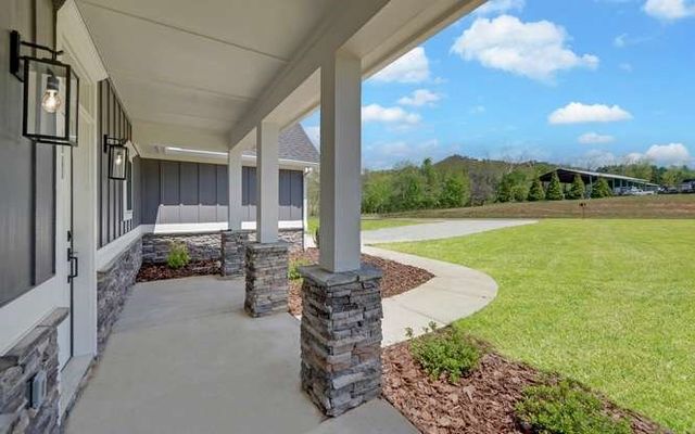 317 Bell Creek Cove Road, Hiawassee, GA 30546