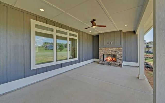 317 Bell Creek Cove Road, Hiawassee, GA 30546