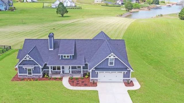 317 Bell Creek Cove Road, Hiawassee, GA 30546