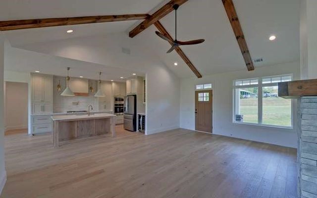 317 Bell Creek Cove Road, Hiawassee, GA 30546