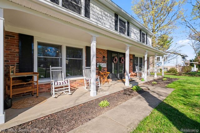 3423 Longview Drive, Flushing Charter Township, MI 48433
