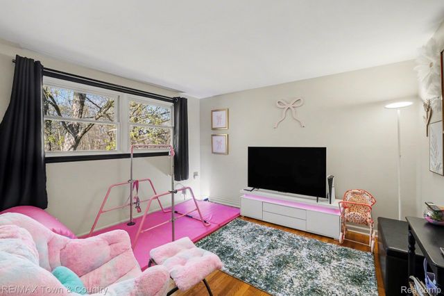 3423 Longview Drive, Flushing Charter Township, MI 48433