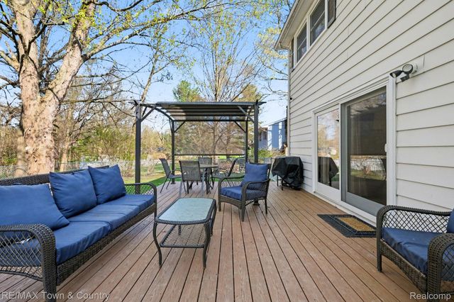 3423 Longview Drive, Flushing Charter Township, MI 48433