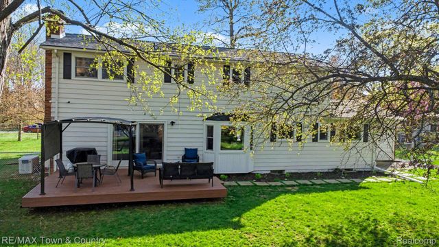 3423 Longview Drive, Flushing Charter Township, MI 48433