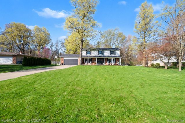 3423 Longview Drive, Flushing Charter Township, MI 48433