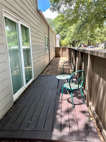 1502 Prairie Grove Drive, Houston, TX 77077