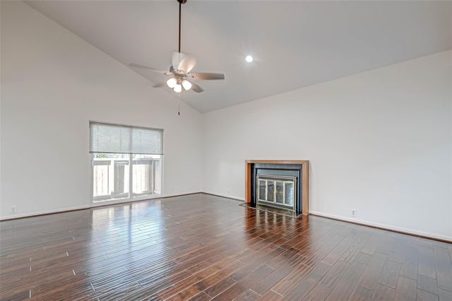 1502 Prairie Grove Drive, Houston, TX 77077